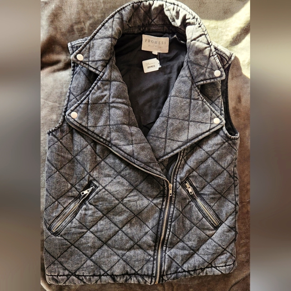 Promesa Quilted Mineral Wash Vest